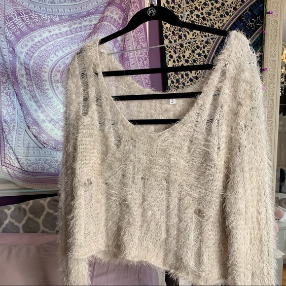 Distressed fuzzy chenille sweater - Picture 2 of 4